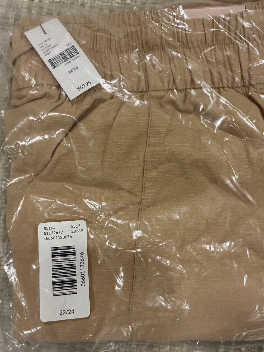 MAKE ME AN OFFER! 😊 NWT Still in Packaging Lane Bryant Soft Slub Capri Mid-Rise